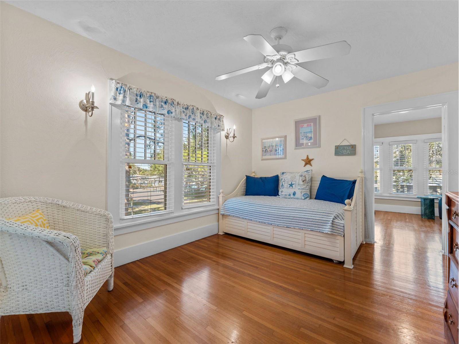 231 72nd Street N Saint Petersburg FL 33710 TB8467954 image29