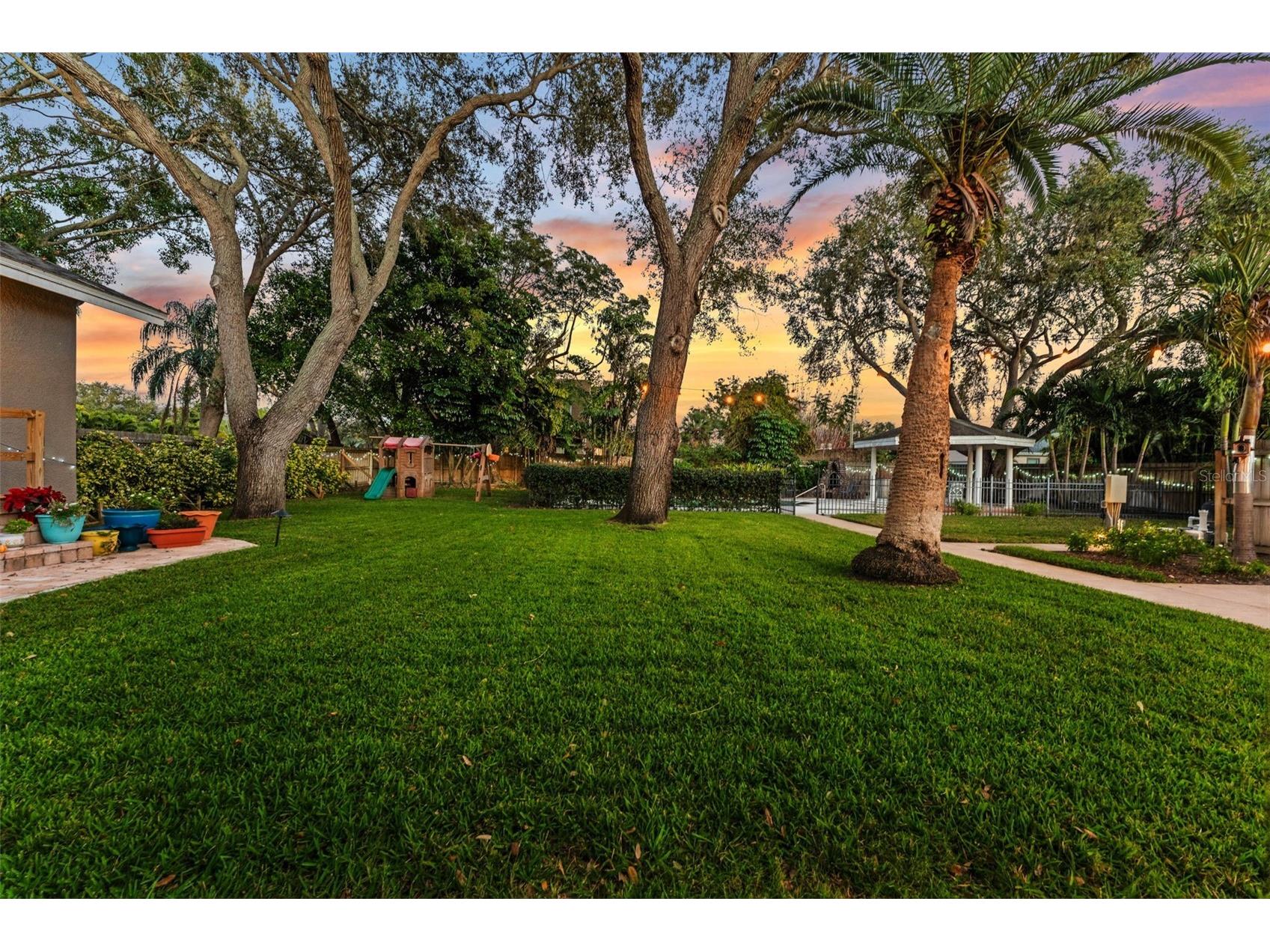 231 72nd Street N Saint Petersburg FL 33710 TB8467954 image44