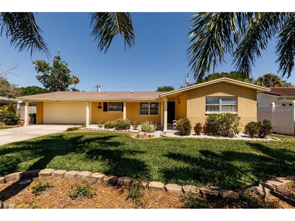 231 79th Avenue N Saint Petersburg FL 33702 U8194853 image1