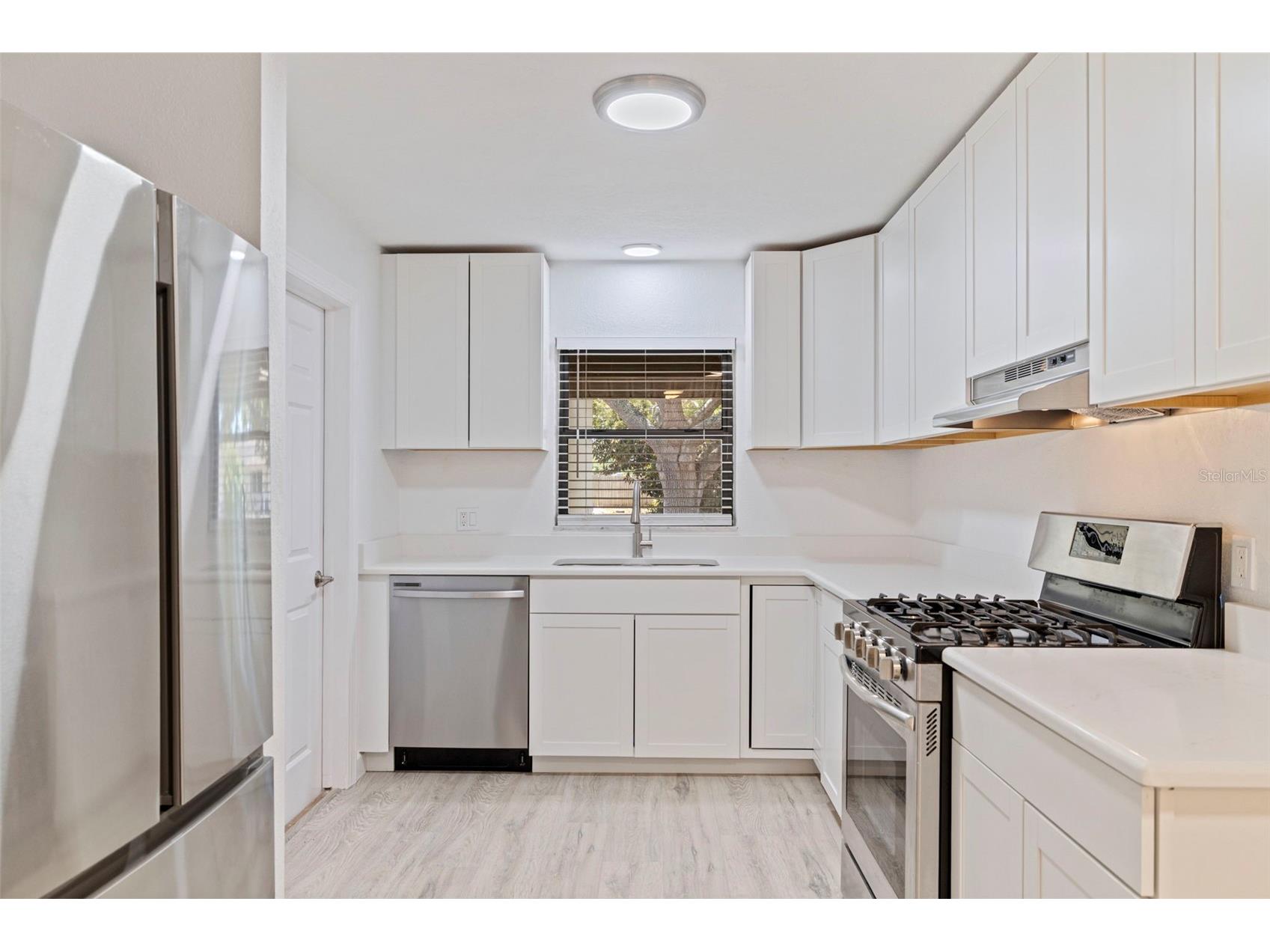 231 93rd Avenue N Saint Petersburg FL 33702 TB8305743 image11