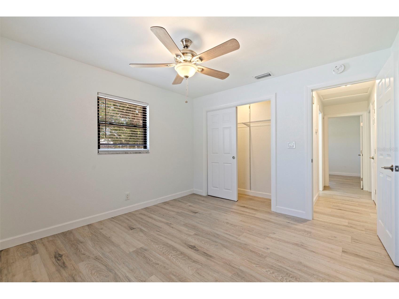 231 93rd Avenue N Saint Petersburg FL 33702 TB8305743 image14