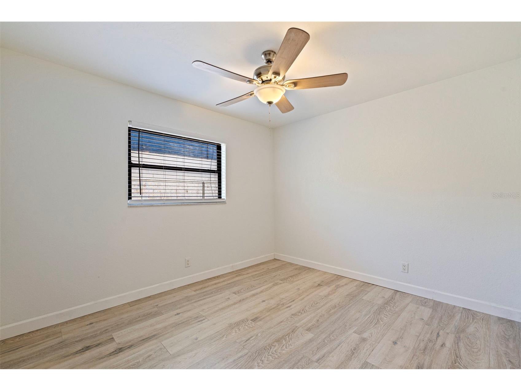 231 93rd Avenue N Saint Petersburg FL 33702 TB8305743 image15