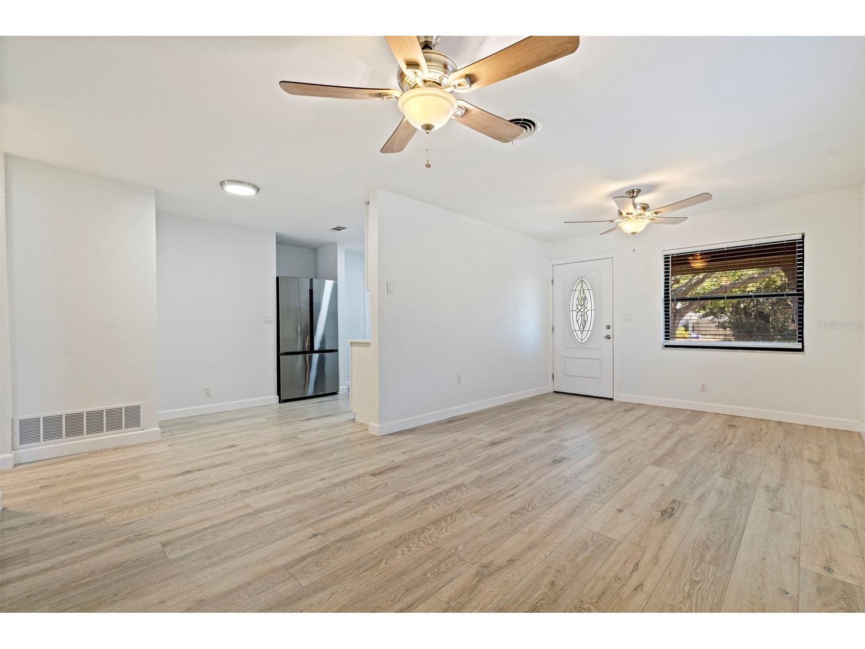 231 93rd Avenue N Saint Petersburg FL 33702 TB8305743 image7