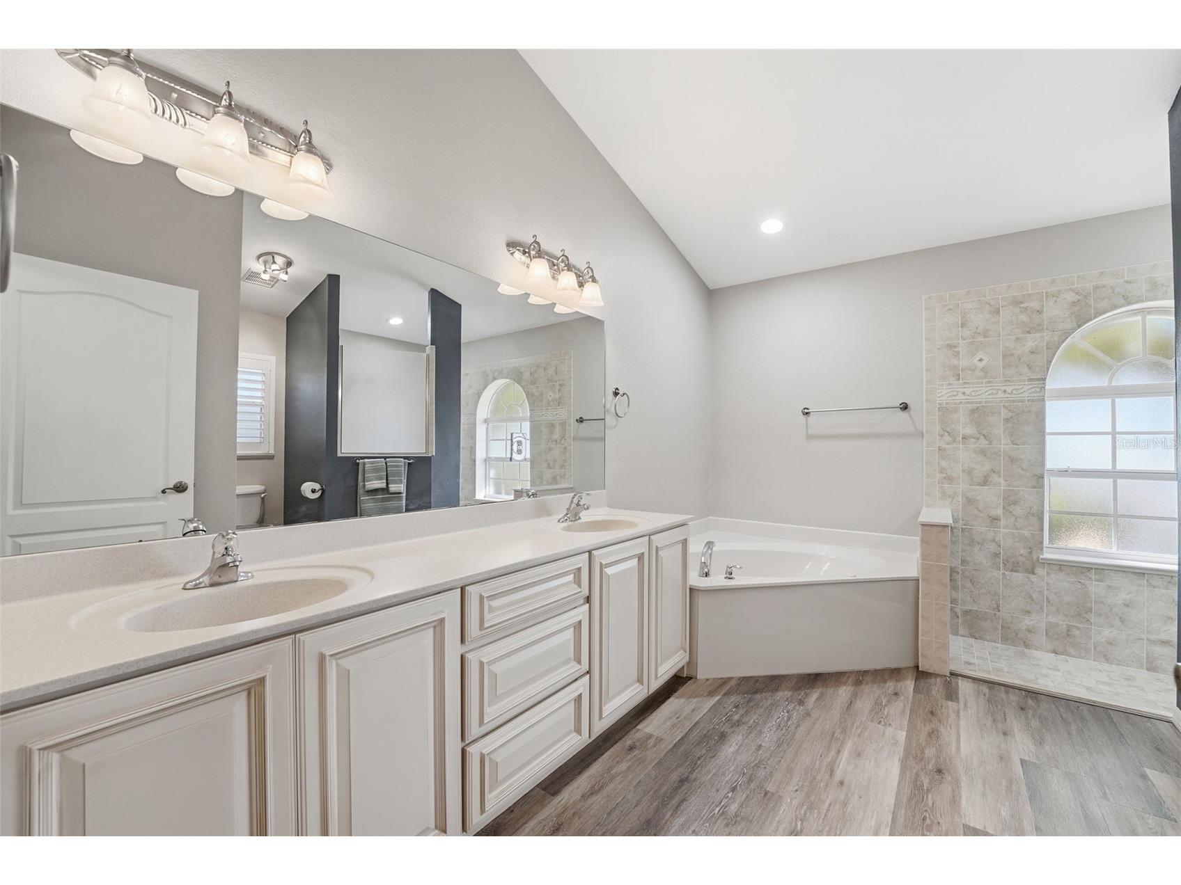 231 Broadmoor Lane Rotonda West FL 33947 D6146770 image24