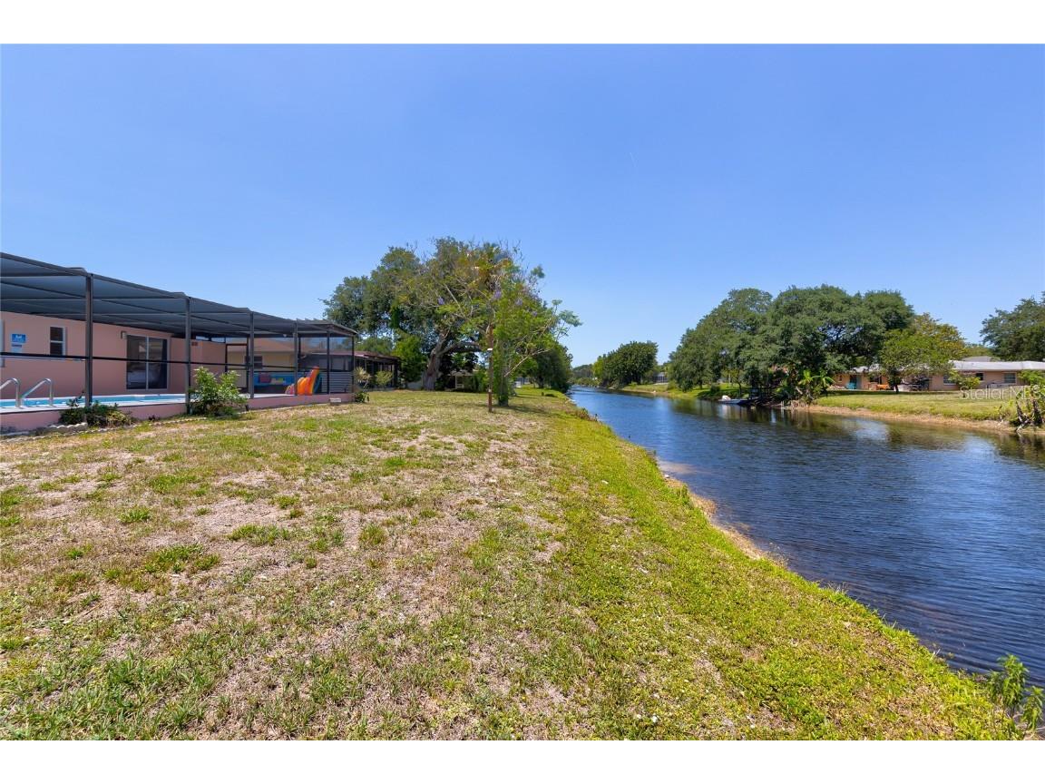 231 Caddy Road Rotonda West FL 33947 C7503068 image16