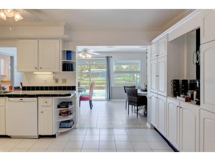 231 Caddy Road Rotonda West FL 33947 C7524452 image11