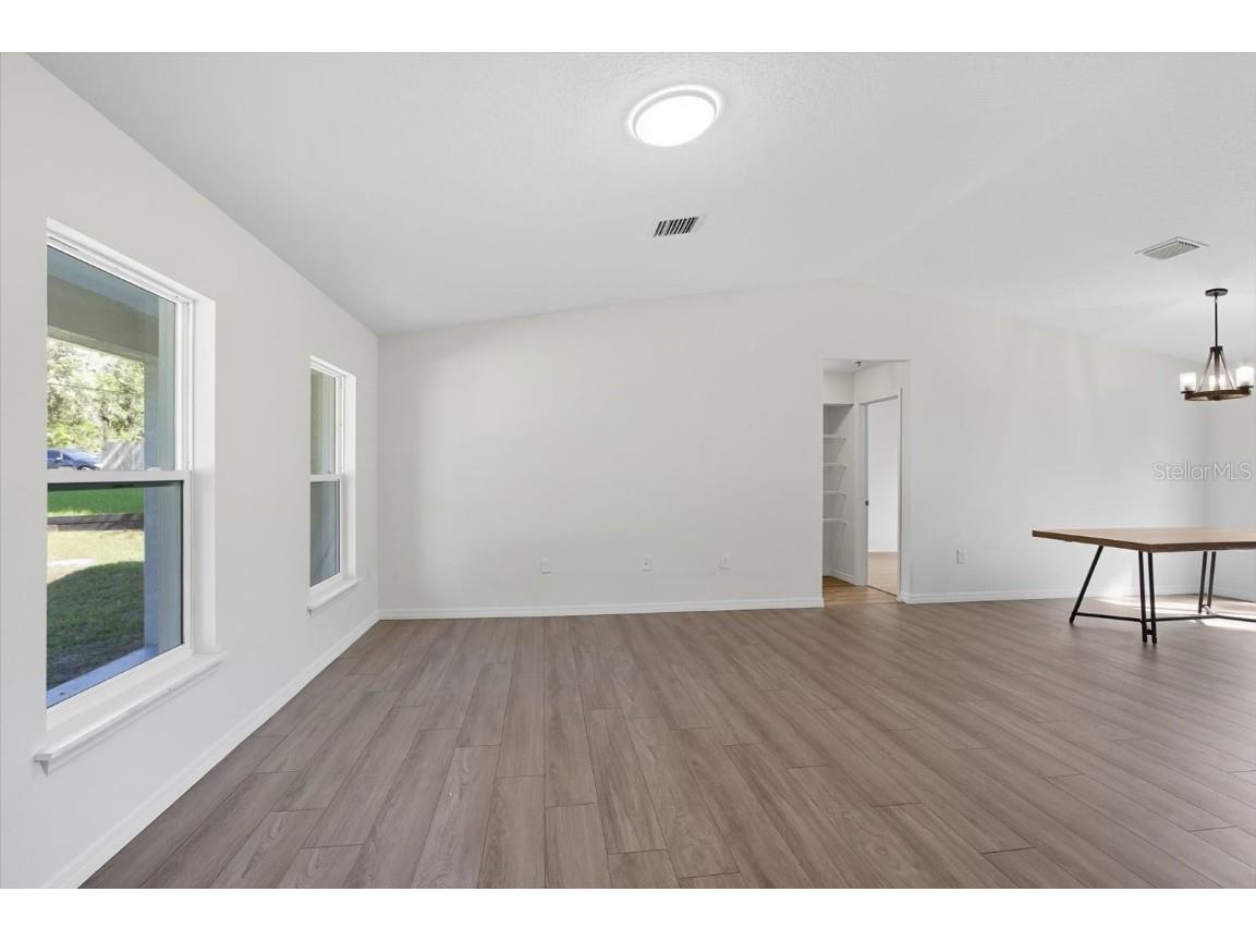 231 Chestnut Avenue Orange City FL 32763 V4945050 image10