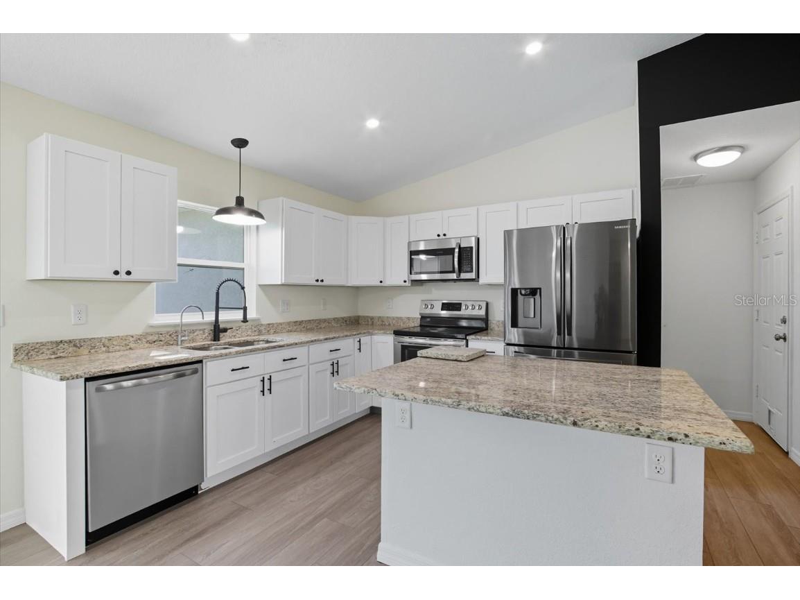 231 Chestnut Avenue Orange City FL 32763 V4945050 image9