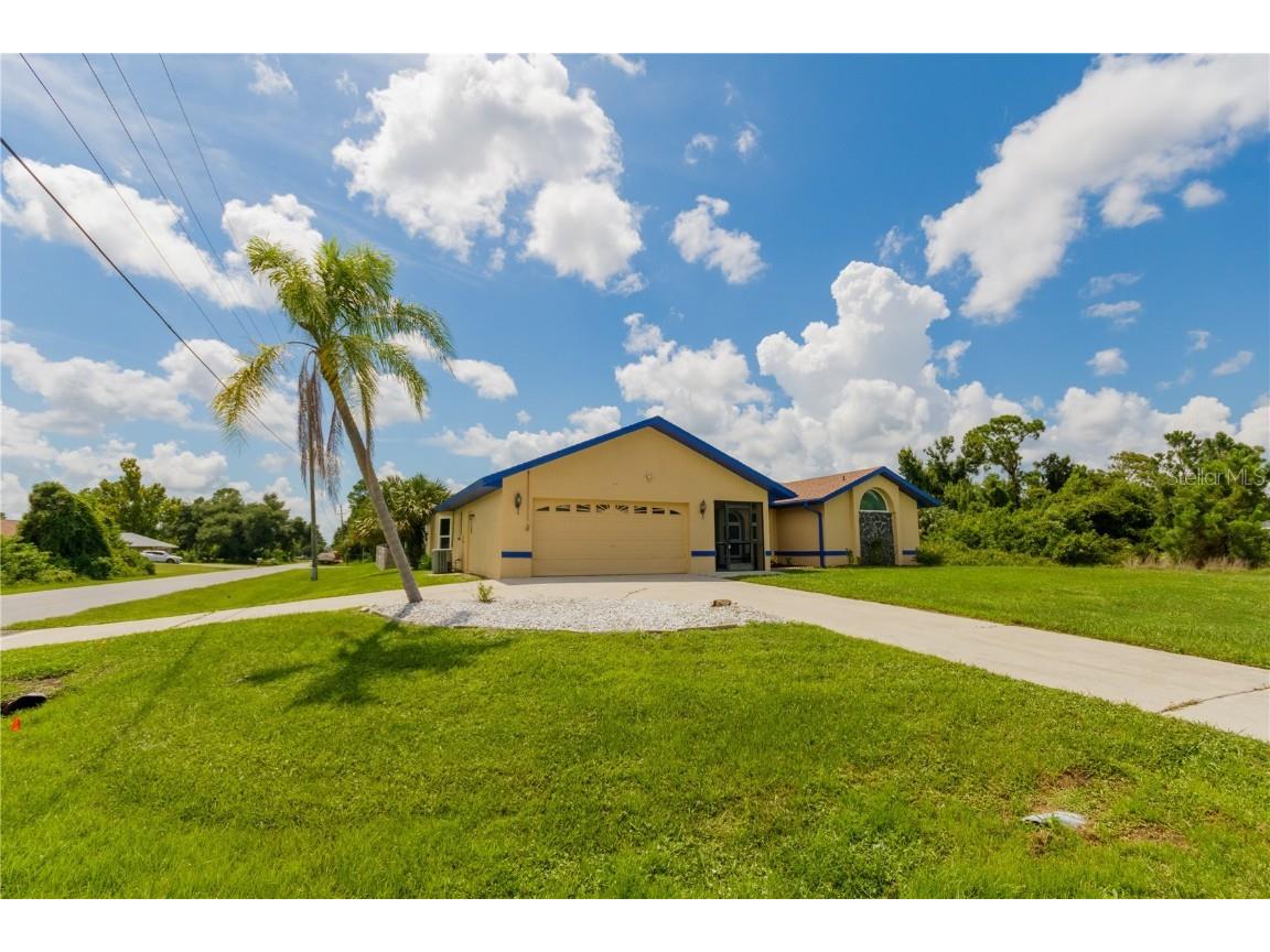 231 Fletcher Street Port Charlotte FL 33954 D6137674 image1