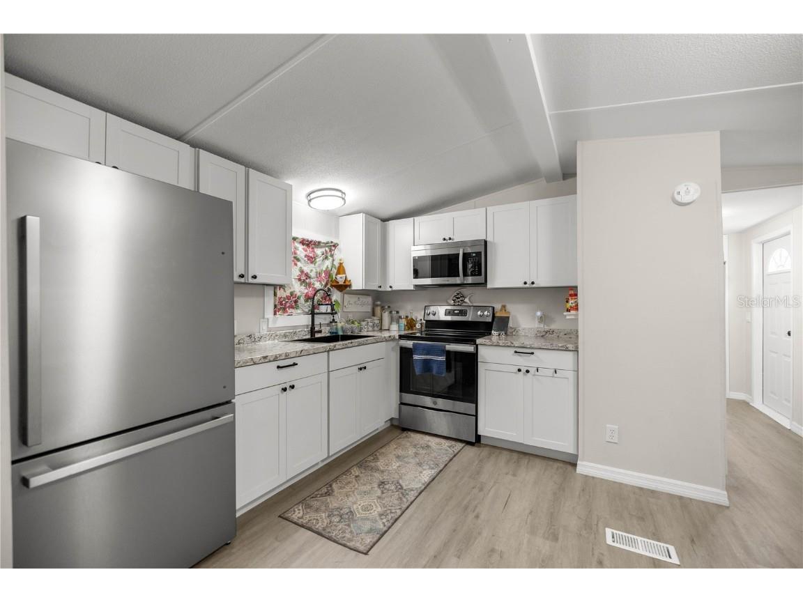 231 Lakeview Court Interlachen FL 32148 OM705205 image11