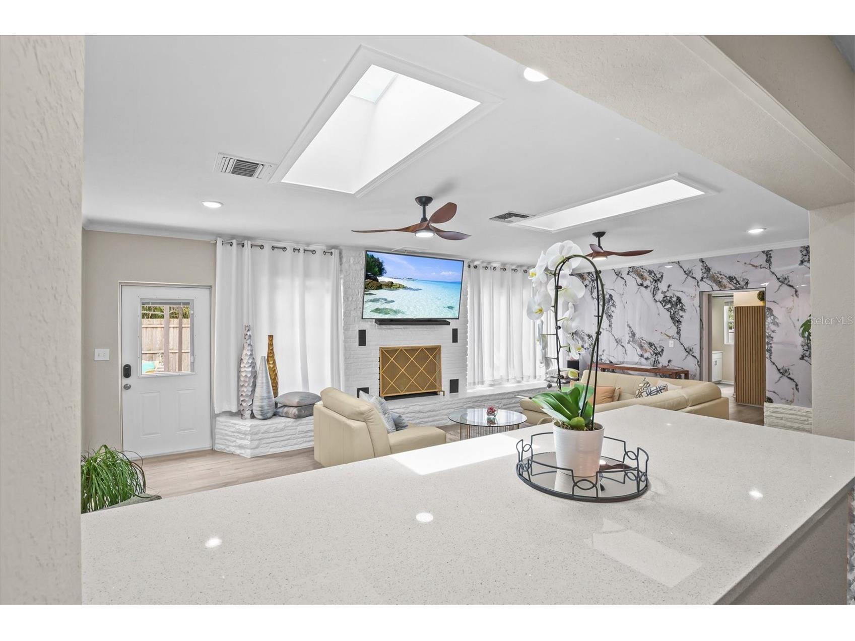 231 Lime Circle S Dunedin FL 34698 TB8503742 image18