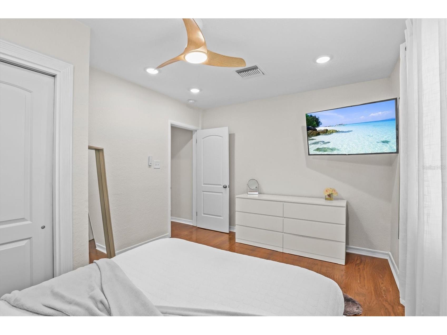 231 Lime Circle S Dunedin FL 34698 TB8503742 image41