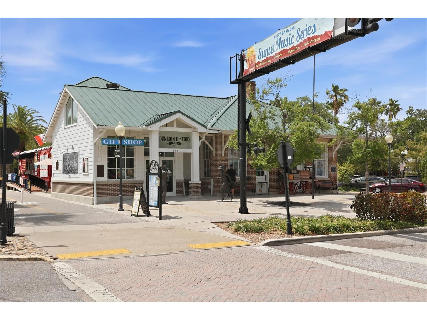 231 Lime Circle S Dunedin FL 34698 TB8503742 image68
