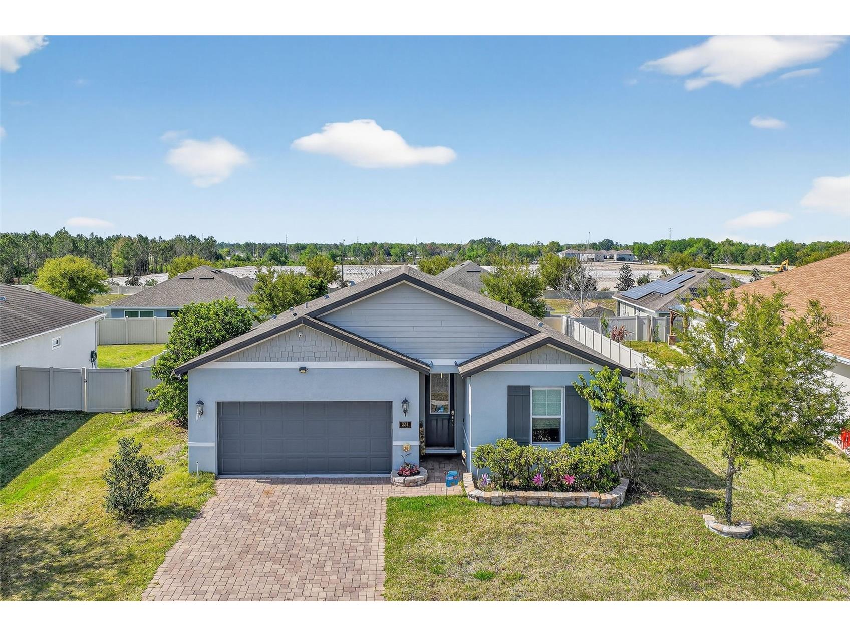 231 Messina Place Howey In The Hills FL 34737 G5109782 image1