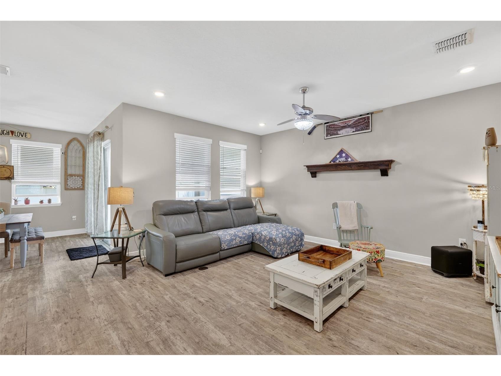 231 Messina Place Howey In The Hills FL 34737 G5109782 image4