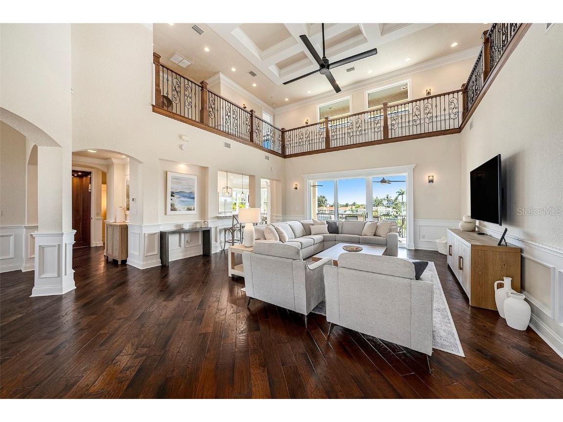 231 Midway Island Clearwater Beach FL 33767 TB8431098 image10