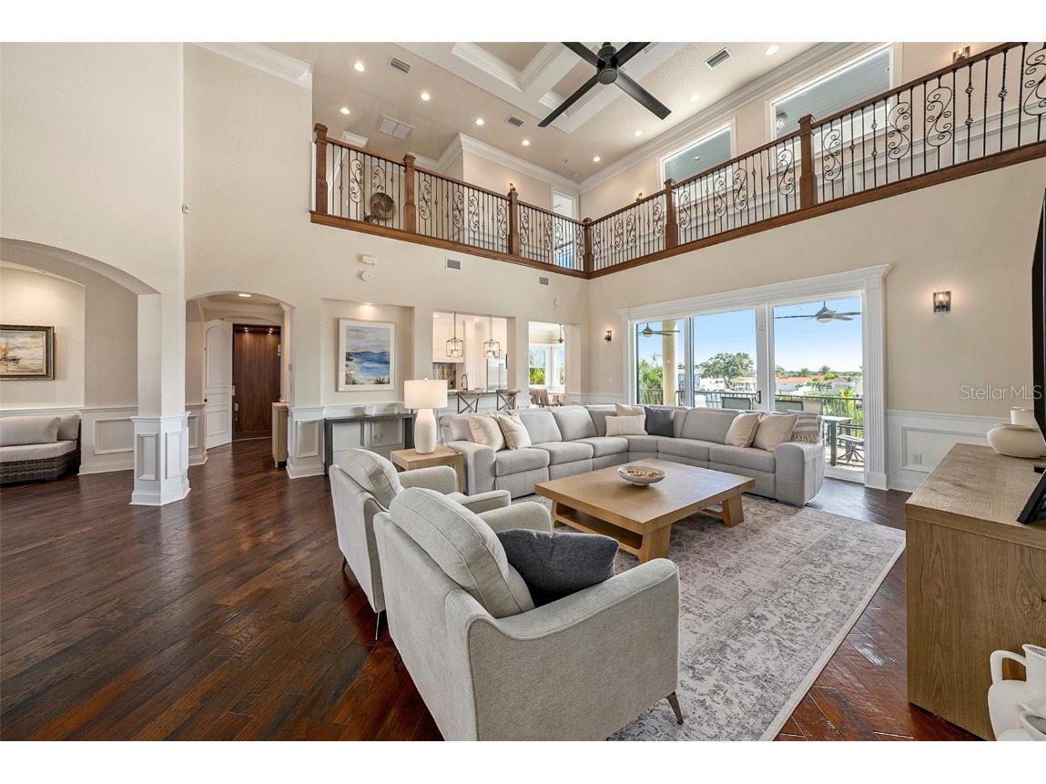 231 Midway Island Clearwater Beach FL 33767 TB8431098 image13