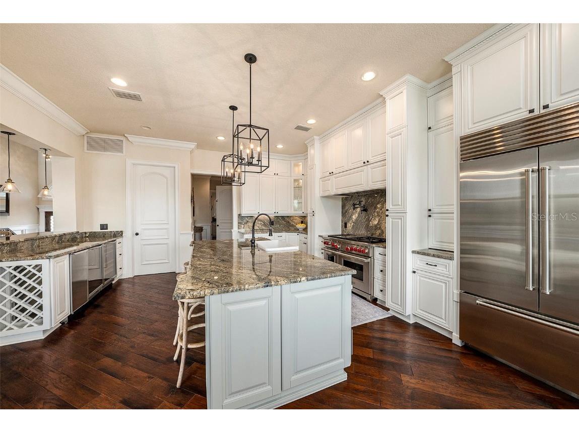 231 Midway Island Clearwater Beach FL 33767 TB8431098 image14