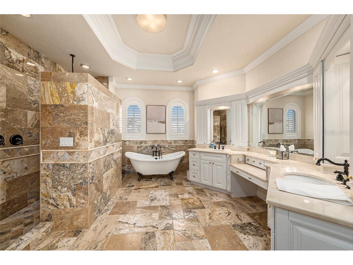 231 Midway Island Clearwater Beach FL 33767 TB8431098 image31