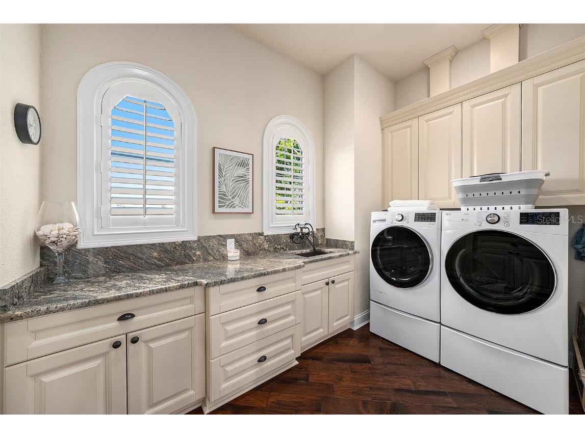 231 Midway Island Clearwater Beach FL 33767 TB8431098 image32