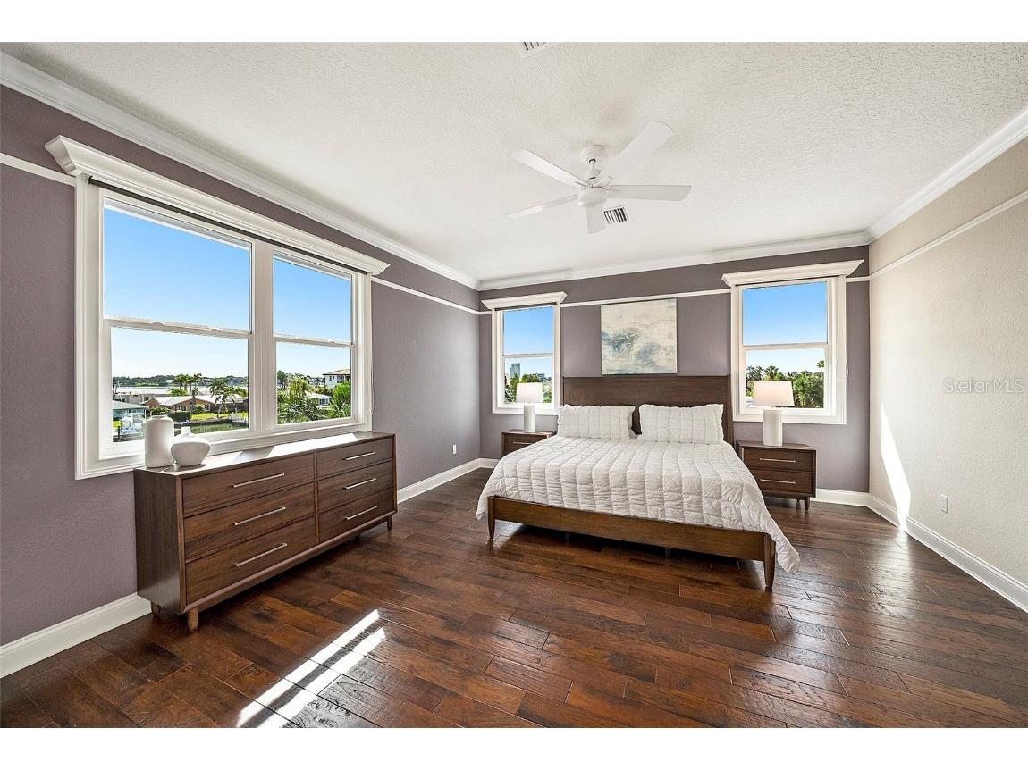 231 Midway Island Clearwater Beach FL 33767 TB8431098 image35