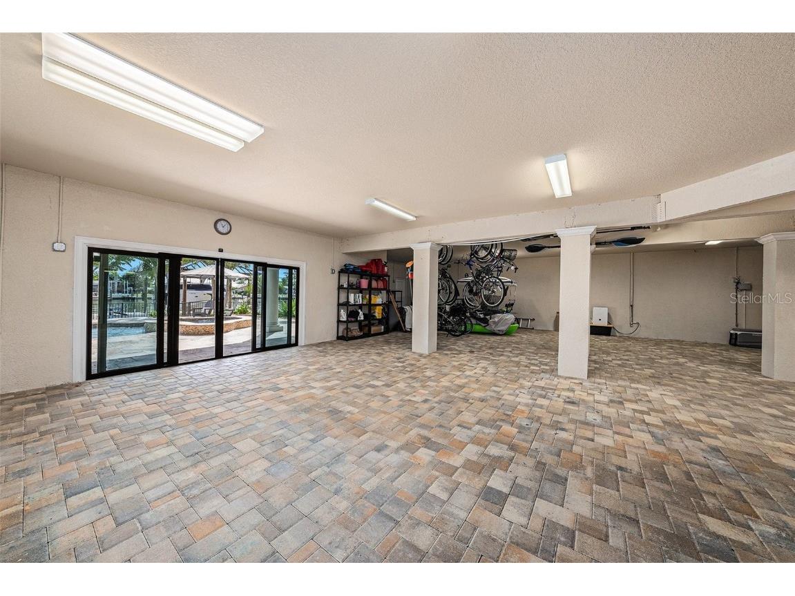 231 Midway Island Clearwater Beach FL 33767 TB8431098 image46