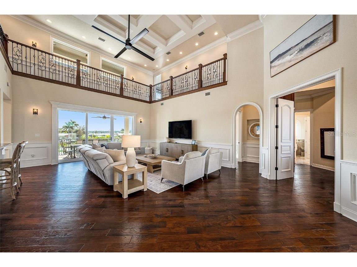 231 Midway Island Clearwater Beach FL 33767 TB8431098 image9