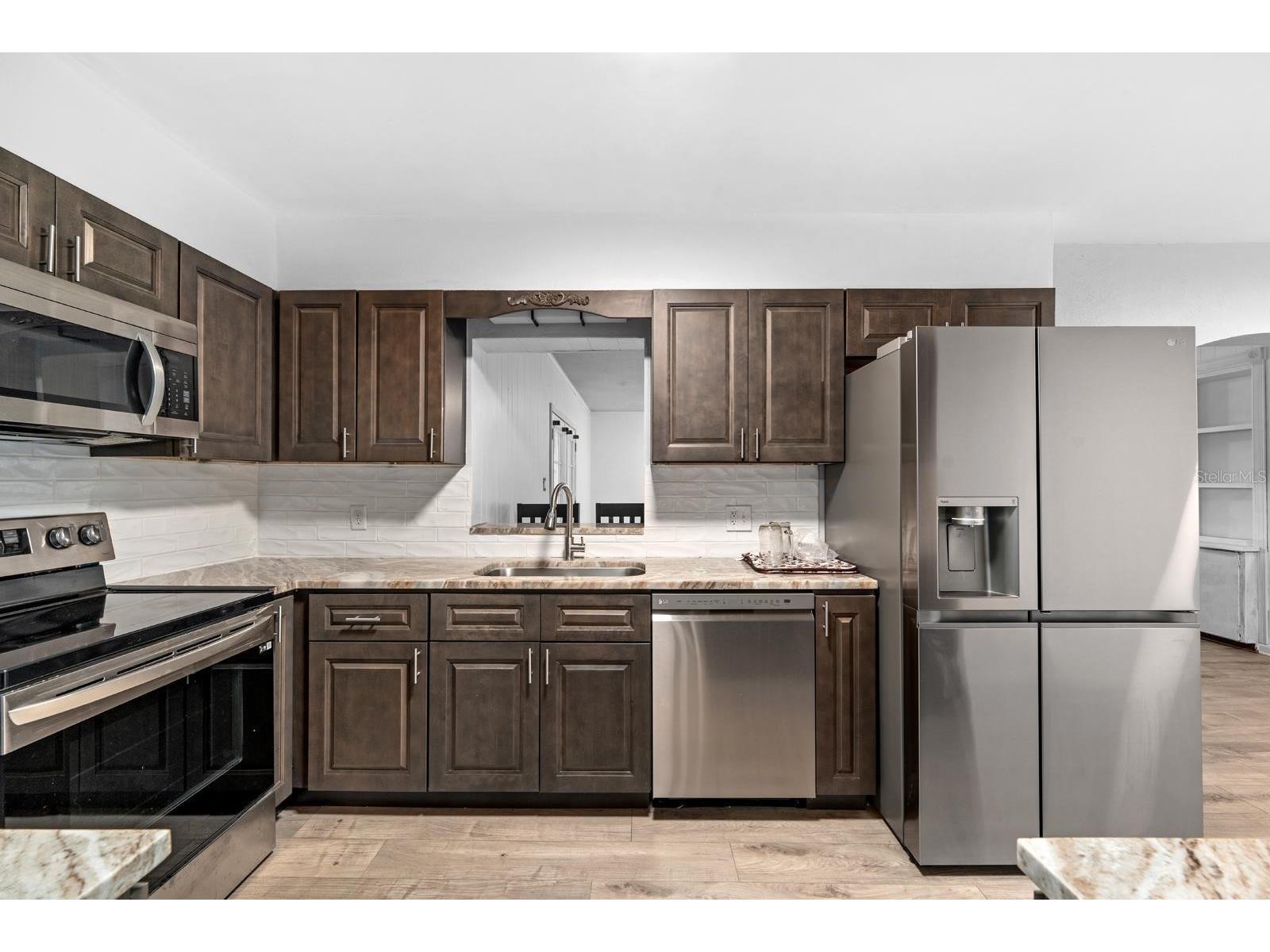 231 Morningside Loop Valrico FL 33594 TB8522160 image15