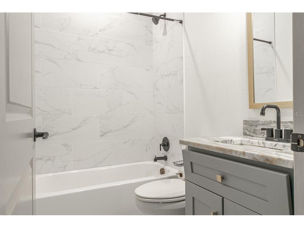 231 N Julia Avenue Deland FL 32720 V4949709 image8