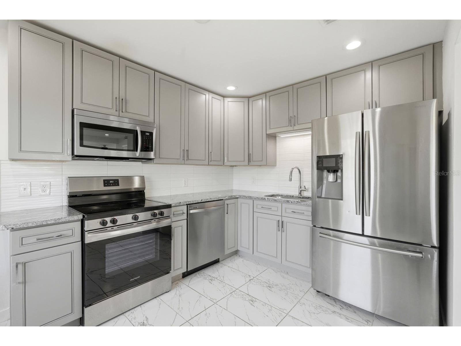 231 N Ridgewood Avenue Ormond Beach FL 32174 FC316901 image7