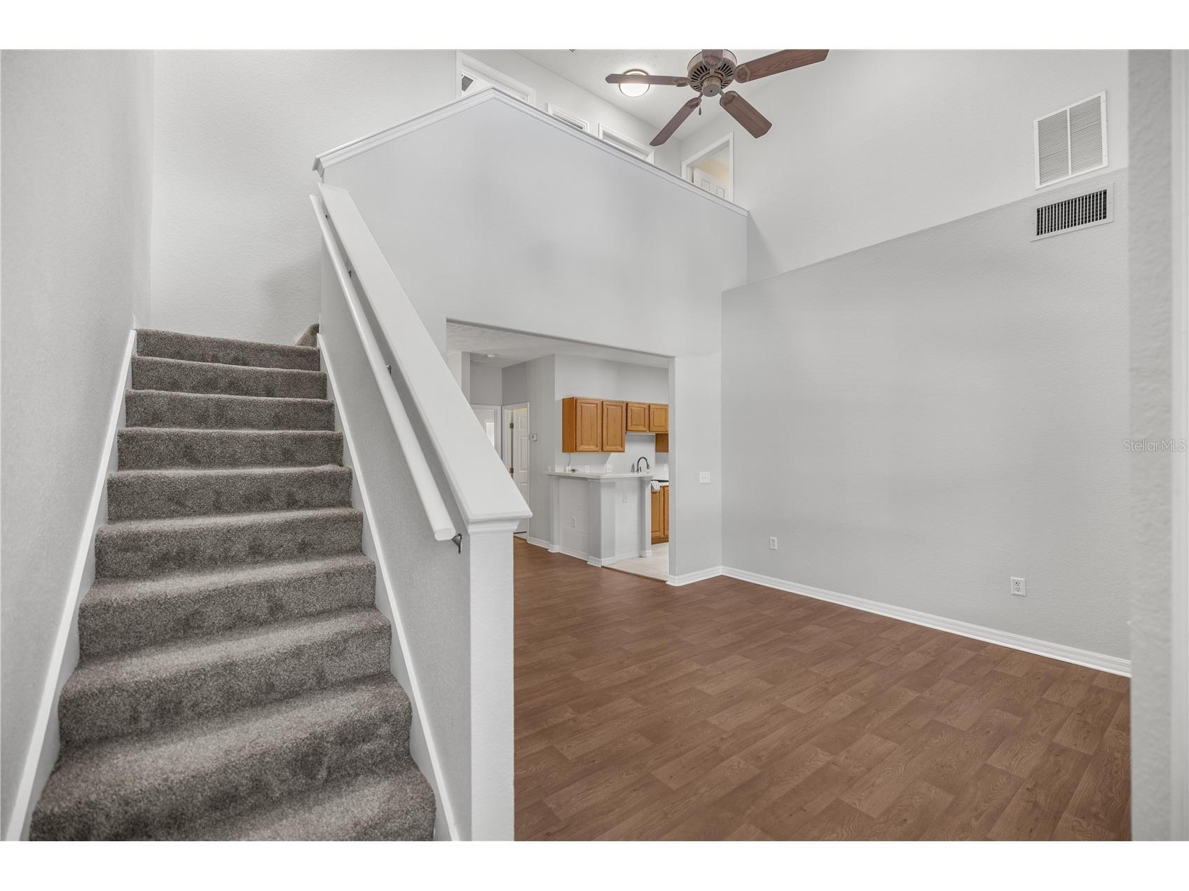231 NE 28th Avenue #103 Ocala FL 34470 OM719866 image3