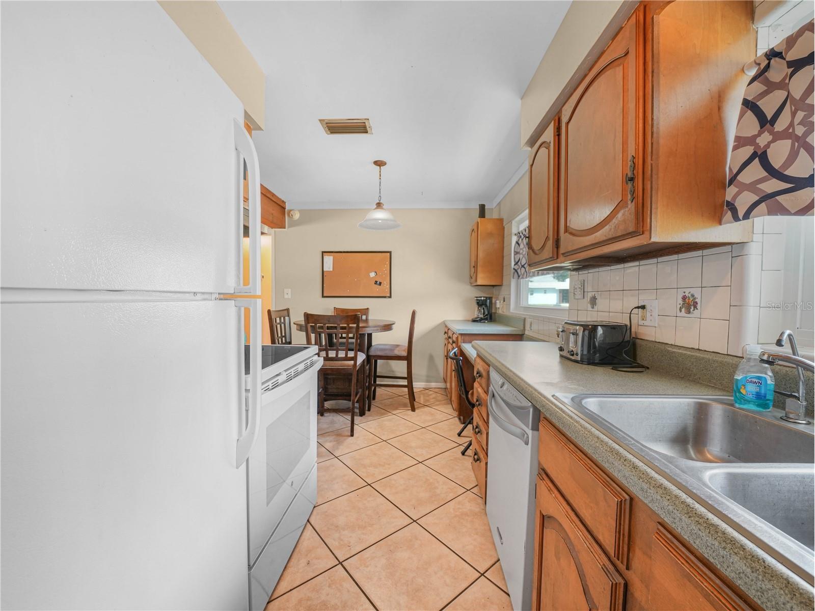 231 Ridge Manor Drive Lake Wales FL 33853 - LAKE BELLE K4903520 image10