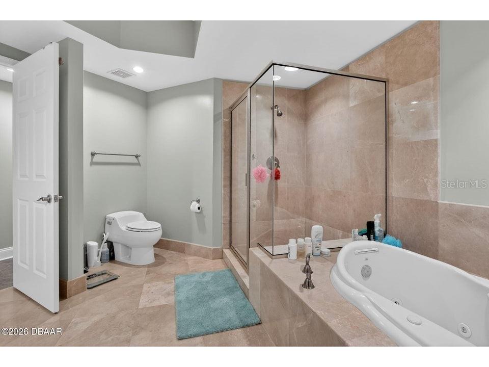 231 Riverside Drive #1002-1 Daytona Beach FL 32117 FC316023 image23