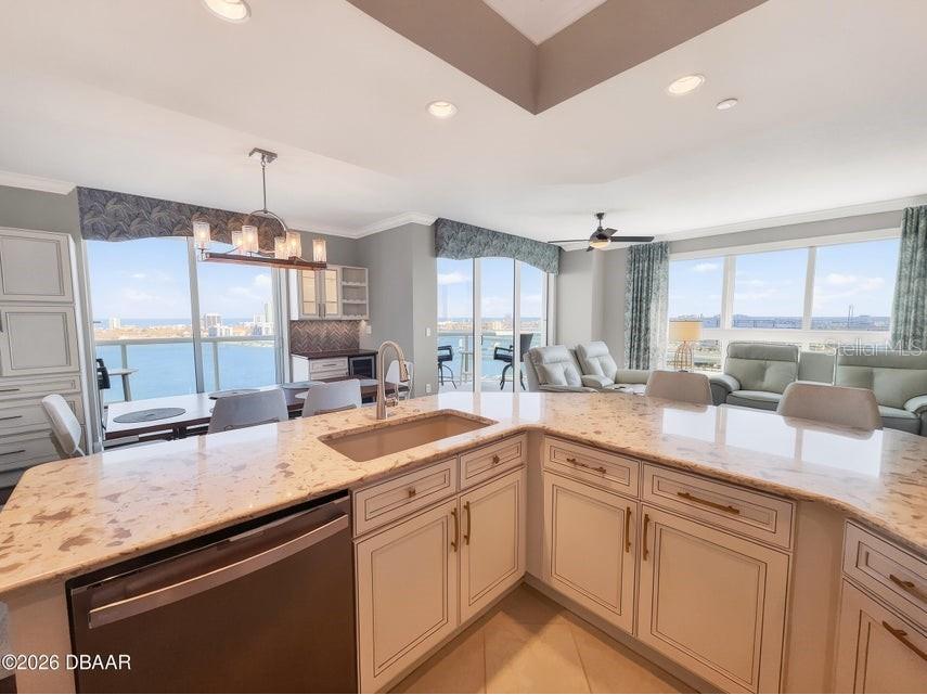 231 Riverside Drive #1501-1 Daytona Beach FL 32117 FC316769 image18