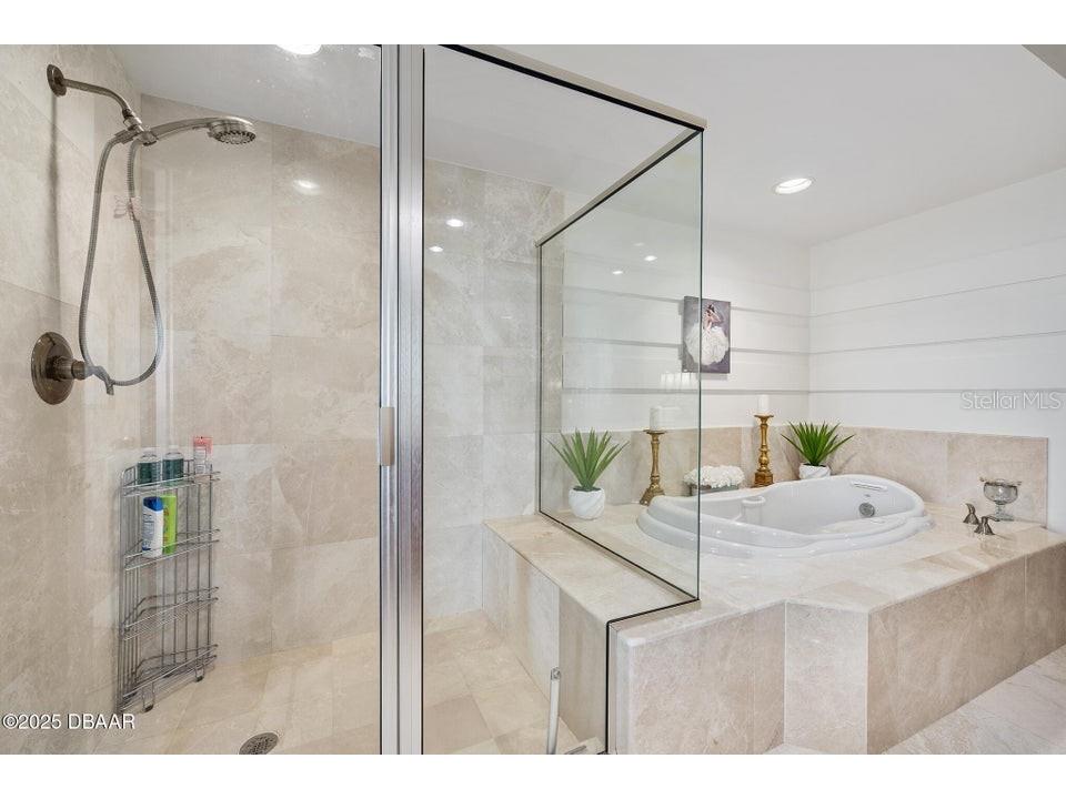 231 Riverside Drive #1507-1 Daytona Beach FL 32117 FC311677 image28