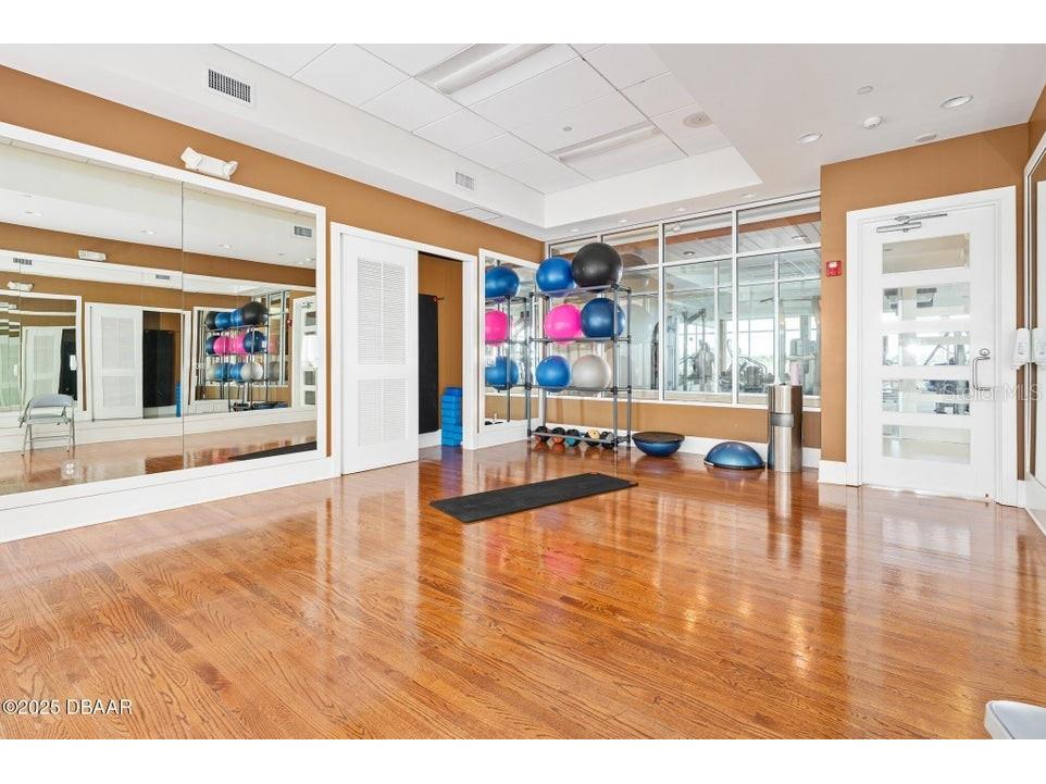 231 Riverside Drive #1507-1 Daytona Beach FL 32117 FC311677 image46