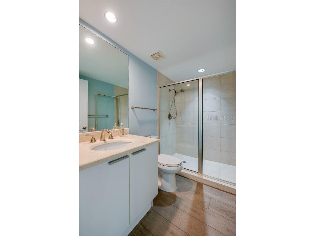 231 Riverside Drive #1703-1 Daytona Beach FL 32117 FC313293 image16