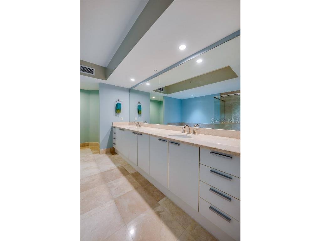 231 Riverside Drive #1703-1 Daytona Beach FL 32117 FC313293 image25