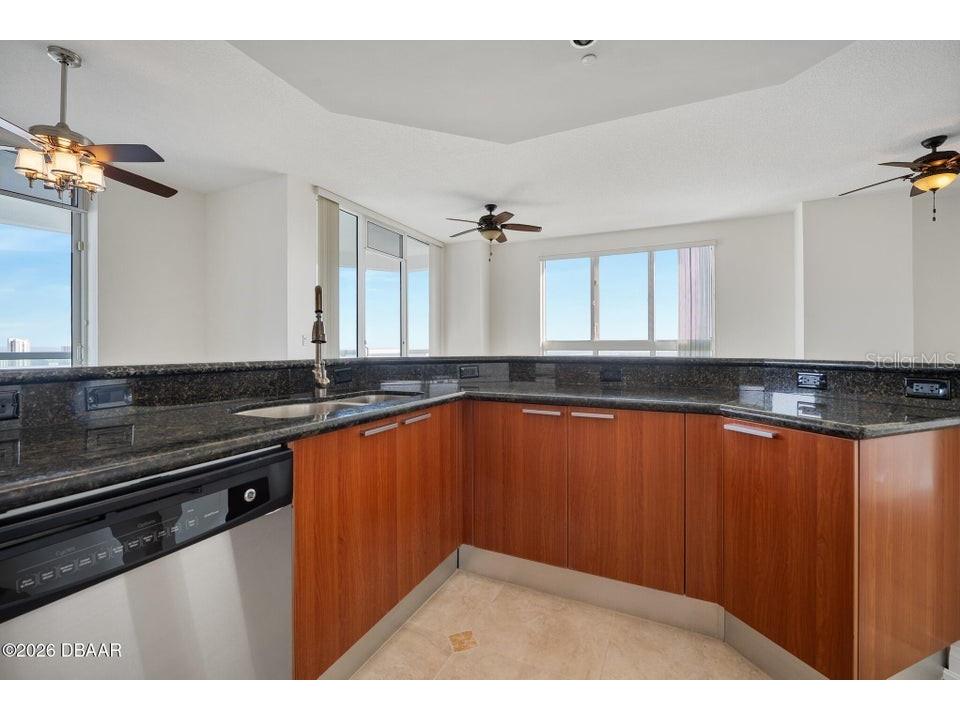 231 Riverside Drive #2601-1 Daytona Beach FL 32117 - HALIFAX RIVER FC315121 image29