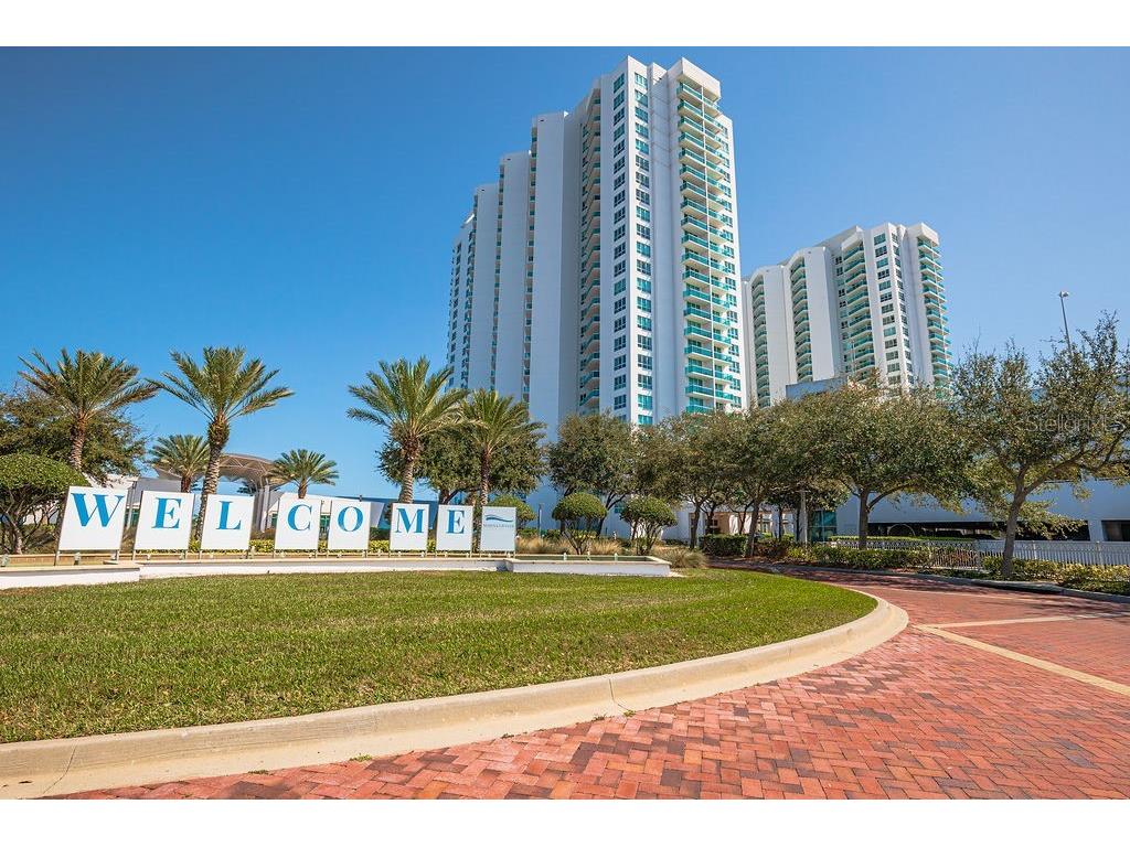 231 Riverside Drive #406 Holly Hill FL 32117 - HALIFAX RIVER; INTRACOASTAL V4930586 image1