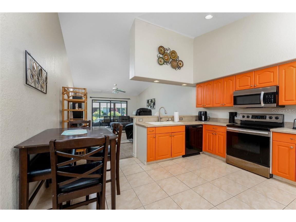 231 Rotonda Boulevard W #B2 Rotonda West FL 33947 D6144124 image8