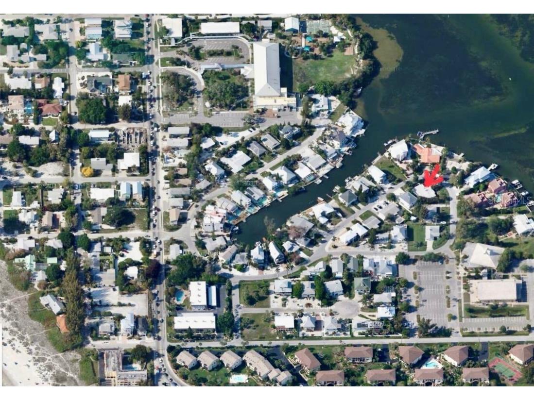 231 S Harbor Drive Holmes Beach FL 34217 A4625818 image1