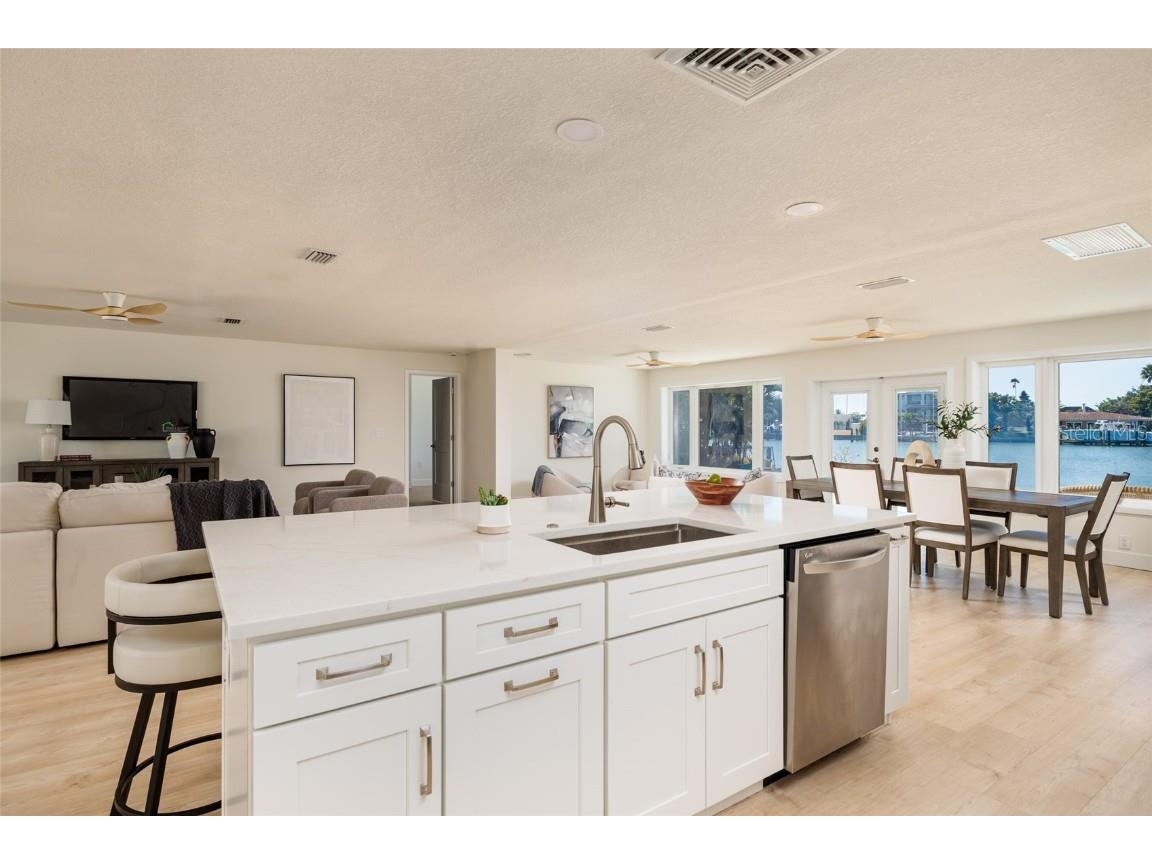 231 S Julia Circle Saint Pete Beach FL 33706 - BOCA CIEGA BAY TB8444043 image40