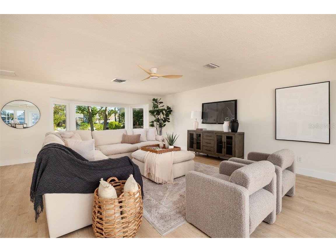 231 S Julia Circle Saint Pete Beach FL 33706 - BOCA CIEGA BAY TB8444043 image7