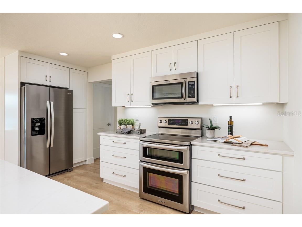 231 S Julia Circle Saint Pete Beach FL 33706 - BOCA CIEGA BAY TB8444043 image9