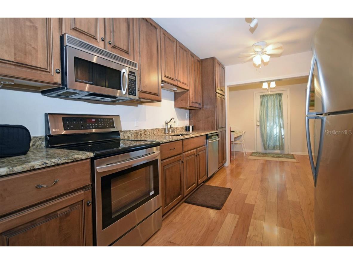 231 Southampton Lane #277 Venice FL 34293 A4665006 image11