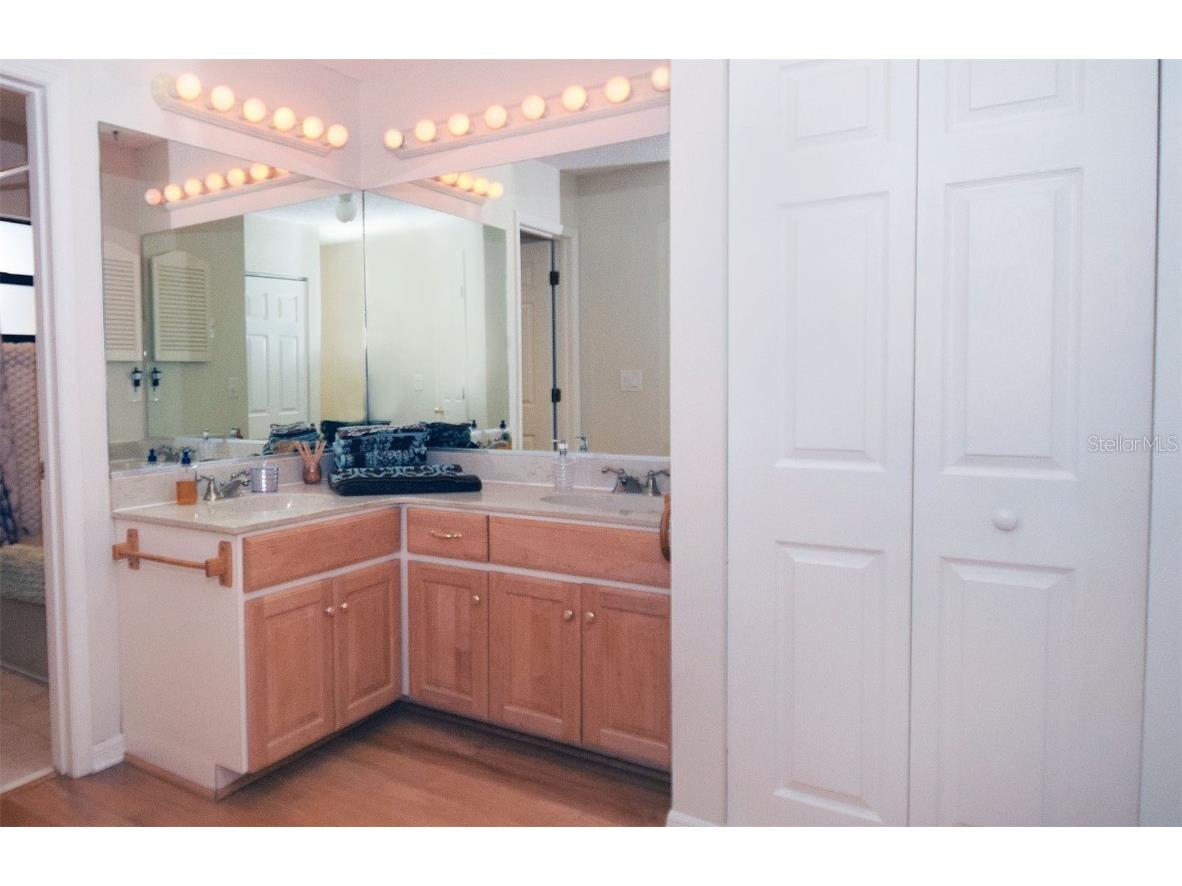 231 Southampton Lane #277 Venice FL 34293 A4665006 image19