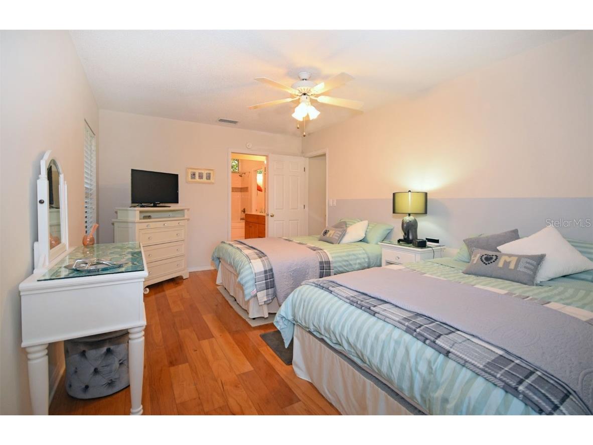 231 Southampton Lane #277 Venice FL 34293 A4665006 image23