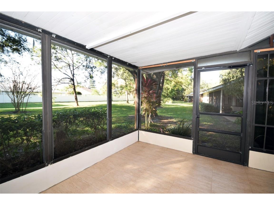 231 Southampton Lane #277 Venice FL 34293 A4665006 image26