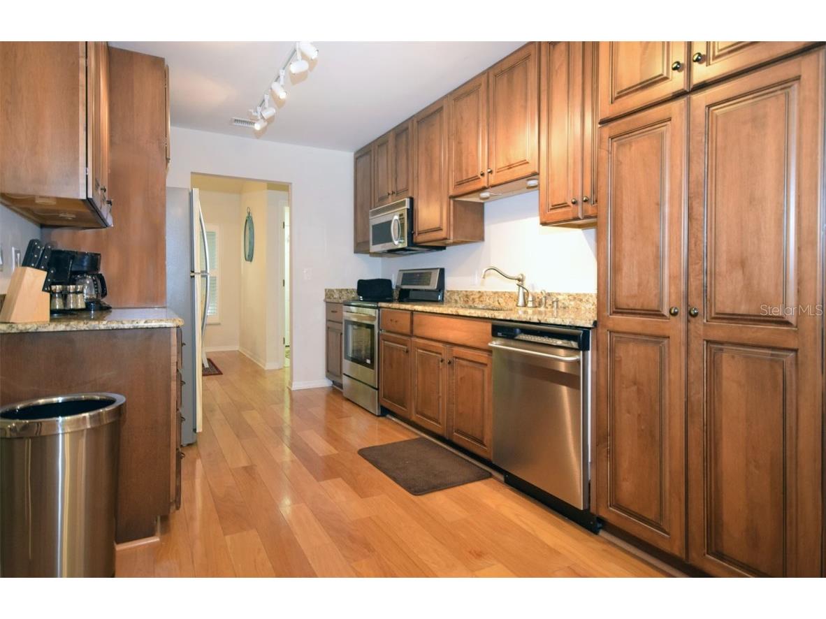 231 Southampton Lane #277 Venice FL 34293 A4665006 image9